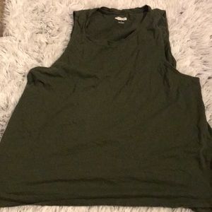 Dark green tank top💚